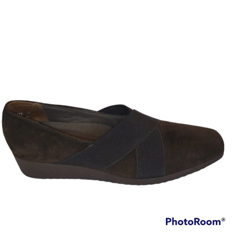 Munro American Zena Brwn Suede Slip-On Walking Wedge Black Elastic Crossing Gore